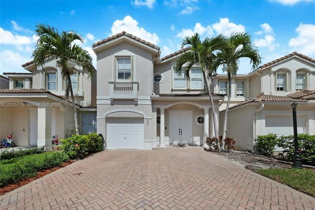 4850 Nw 108th Place, Doral