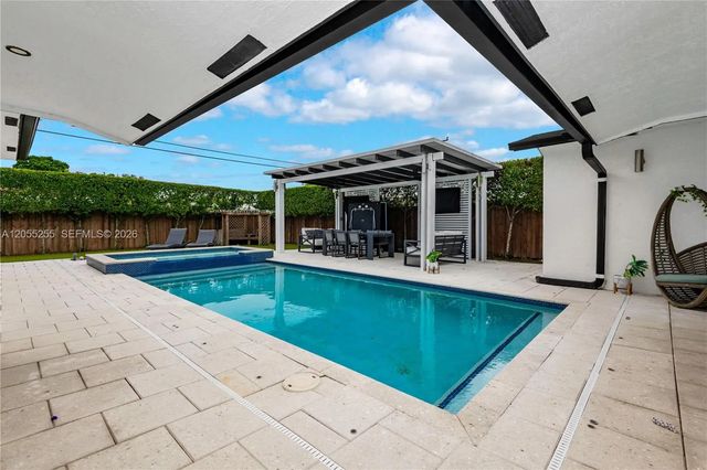 11040 Sw 64th Street, Miami