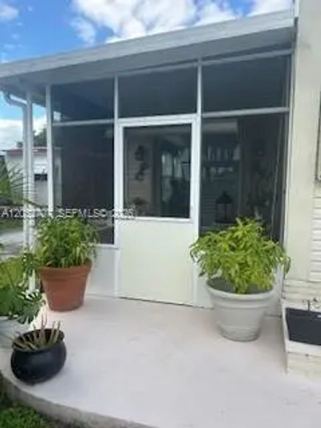 4 of 18 - 8721 Sw 22nd Court, Davie, FL