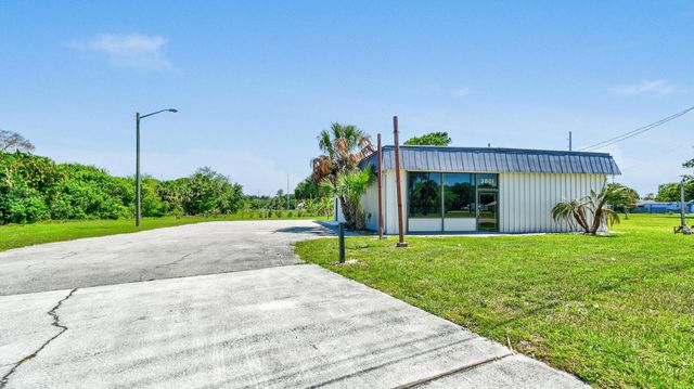 3801 Okeechobee Road, Fort Pierce