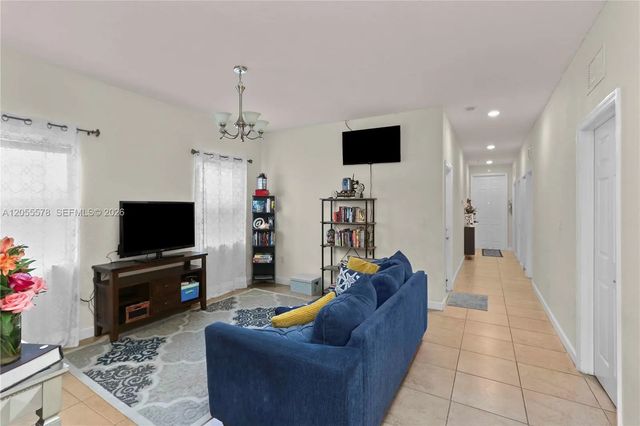 2 of 35 - 3124 Se 2nd Drive, Homestead, FL