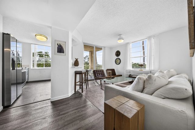 5 of 47 - 520 Se 5th Ave #2211, Fort Lauderdale, FL