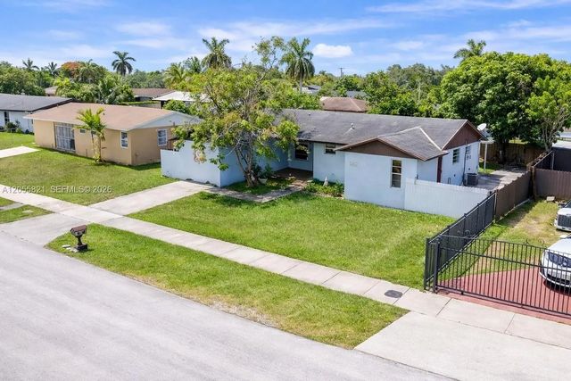2 of 23 - 10221 Sw 169th Street, Miami, FL