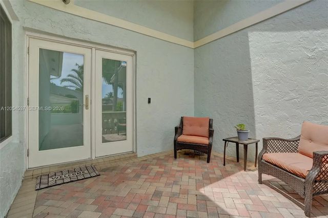 5 of 22 - 3946 Nw 1st Drive, Deerfield Beach, FL