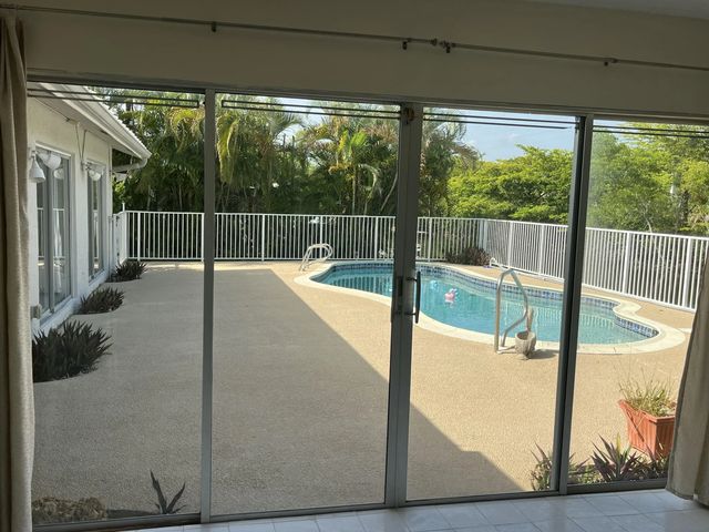 5 of 34 - 4804 Mango Drive, Tamarac, FL