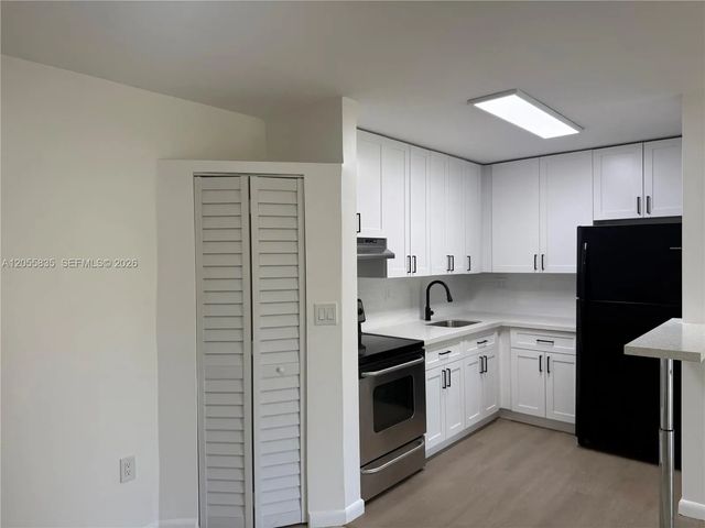 4 of 20 - 7195 Nw 179th Street #211, Hialeah, FL