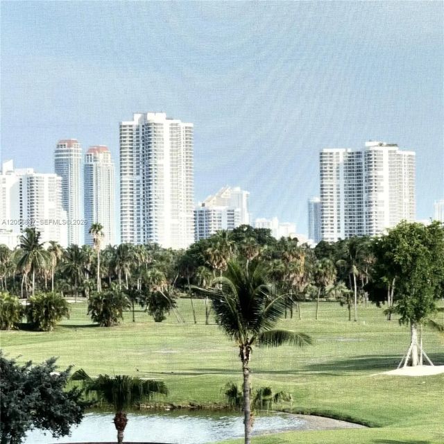 3 of 25 - 20379 W Country Club Drive #433, Aventura, FL