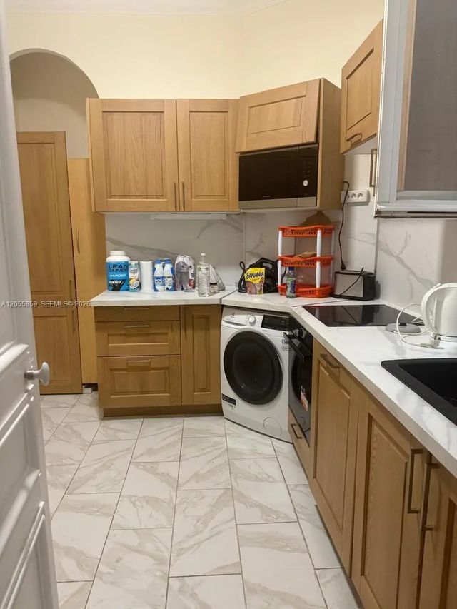 5 of 13 - 10 Bis Avenue De Lane #grand Armee Paris Xvii, Franc, , 