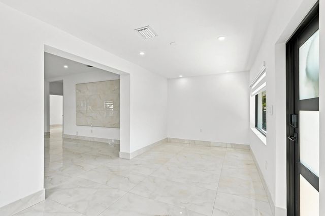4 of 60 - 2239 Sw 10th Street, Miami, FL