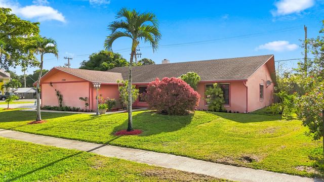 2 of 67 - 3768 Pinehurst Drive, Lake Worth, FL