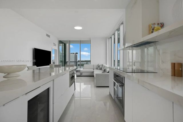 4 of 23 - 7930 East Drive #1208, North Bay Village, FL
