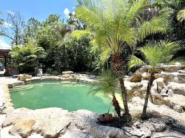 2 of 14 - 16887 W Trafalgar Drive W, The Acreage, FL