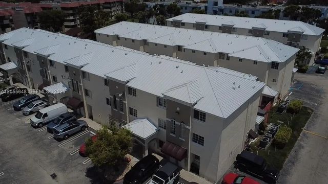 2 of 30 - 12015 Sw 14 Street #301-c, Miami, FL