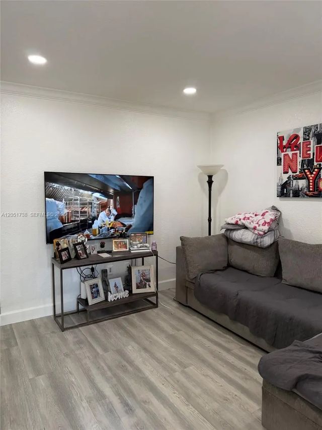 3 of 14 - 4149 Ne 26th Street, Homestead, FL