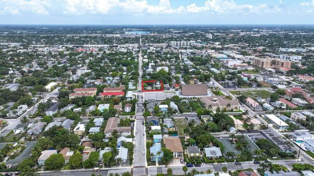 5 of 16 - 131 S Federal Highway, Lake Worth Beach, FL