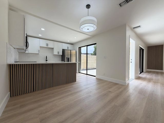 169 Lake Arbor Drive, Palm Springs
