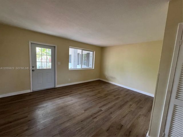 707 S 19th Avenue #1, Hollywood