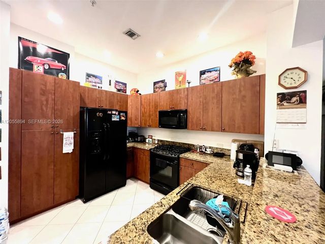 4 of 21 - 2901 Nw 126th Avenue #2-415, Sunrise, FL