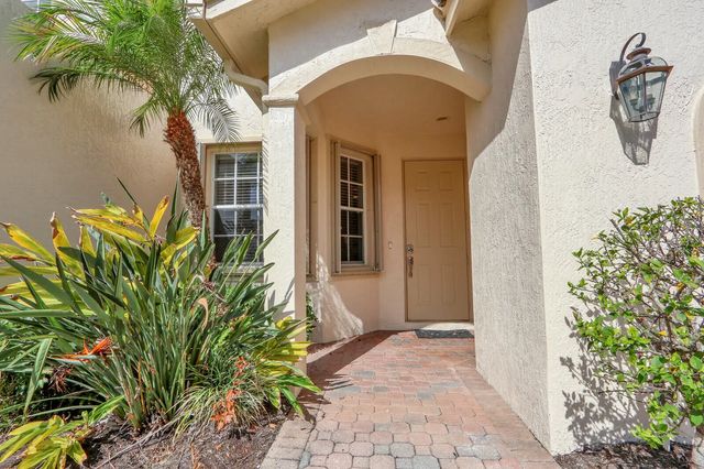 2 of 38 - 8123 Carnoustie Place, Port St. Lucie, FL