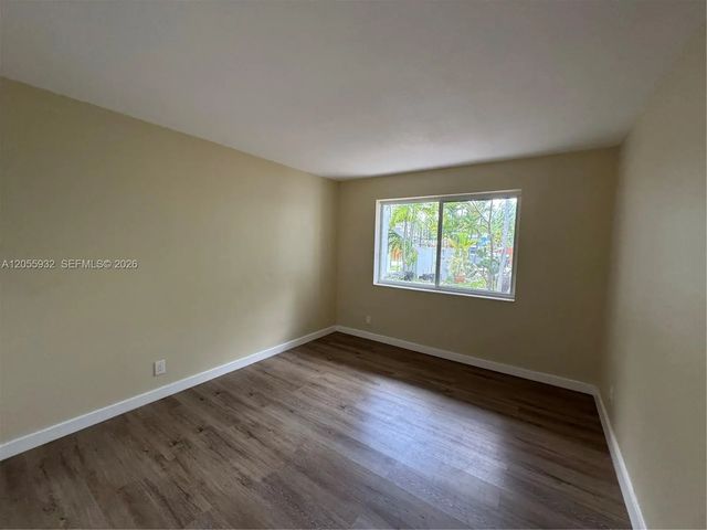 2 of 6 - 707 S 19th Avenue #3, Hollywood, FL
