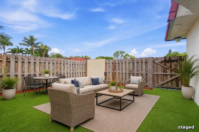 5 of 33 - 3801 Victoria Drive, West Palm Beach, FL