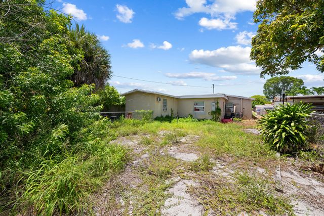 5 of 20 - 242 Sw 3rd Street, Deerfield Beach, FL