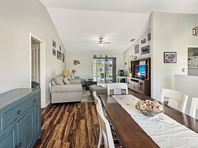 2 of 33 - 5209 Eagle Drive, Fort Pierce, FL