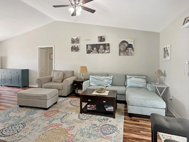 4 of 33 - 5209 Eagle Drive, Fort Pierce, FL