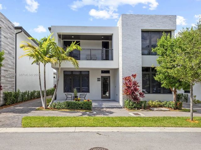 8143 Nw 47th Terrace, Doral