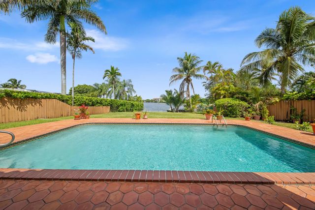 4 of 85 - 1110 Sw 97th Avenue, Miami, FL