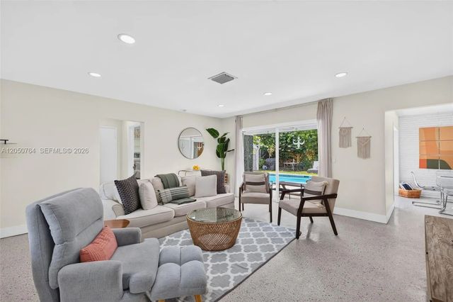 1750 Ne 56th Street, Fort Lauderdale