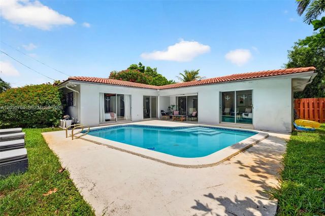 2 of 42 - 1750 Ne 56th Street, Fort Lauderdale, FL