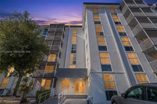 16851 Ne 23rd Avenue #a516, North Miami Beach