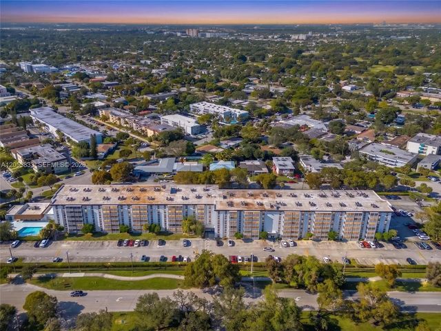 3 of 29 - 16851 Ne 23rd Avenue #a516, North Miami Beach, FL