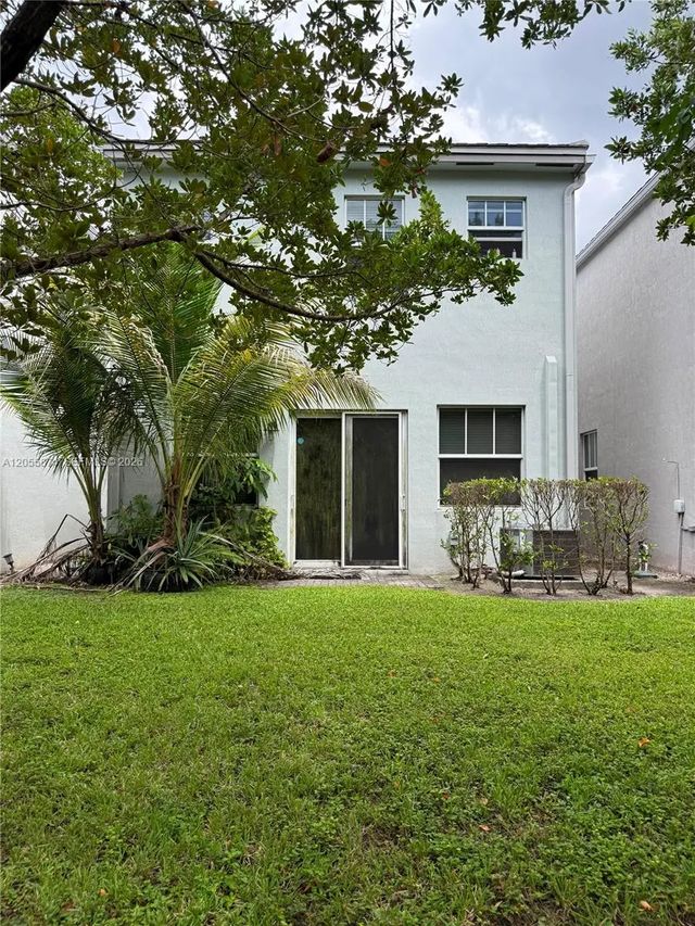 2 of 3 - N/A, Tamarac, FL