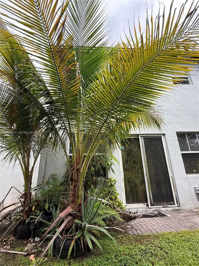 3 of 3 - N/A, Tamarac, FL