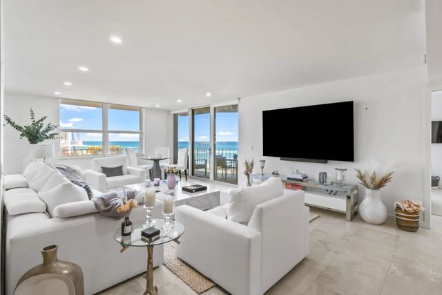 3 of 40 - 2295 S Ocean Boulevard #425, Palm Beach, FL