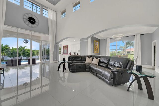3 of 84 - 146 Se Bella Strano, Port St. Lucie, FL