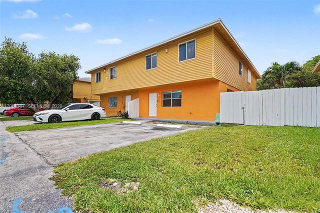 3 of 44 - 145 Ne 12th Avenue #145, Homestead, FL