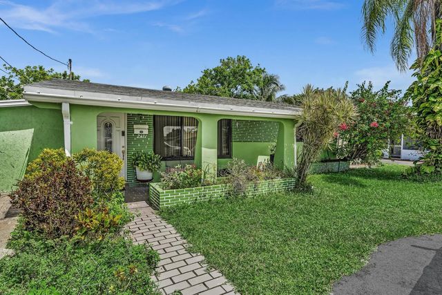 2131 Acapulco Drive, Miramar