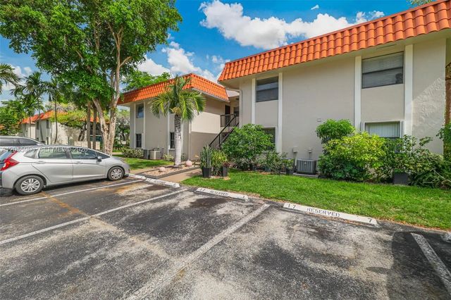 9732 Hammocks Boulevard #203-17, Miami