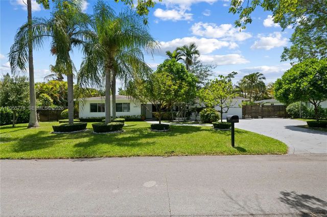 12900 Sw 82nd Place, Pinecrest