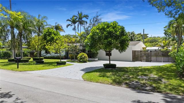 4 of 34 - 12900 Sw 82nd Place, Pinecrest, FL