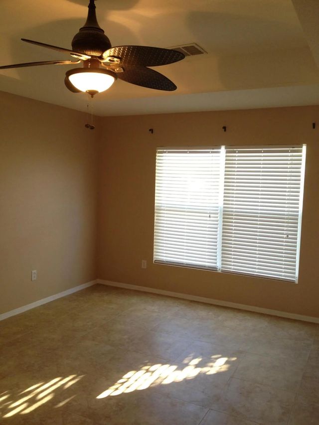 5 of 20 - 911 Seminole Palms Drive, Greenacres, FL