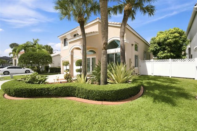3 of 40 - 1457 Nw 159th Lane, Pembroke Pines, FL