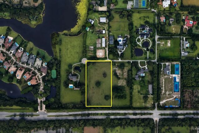 8650 Surrey Lane, Boca Raton