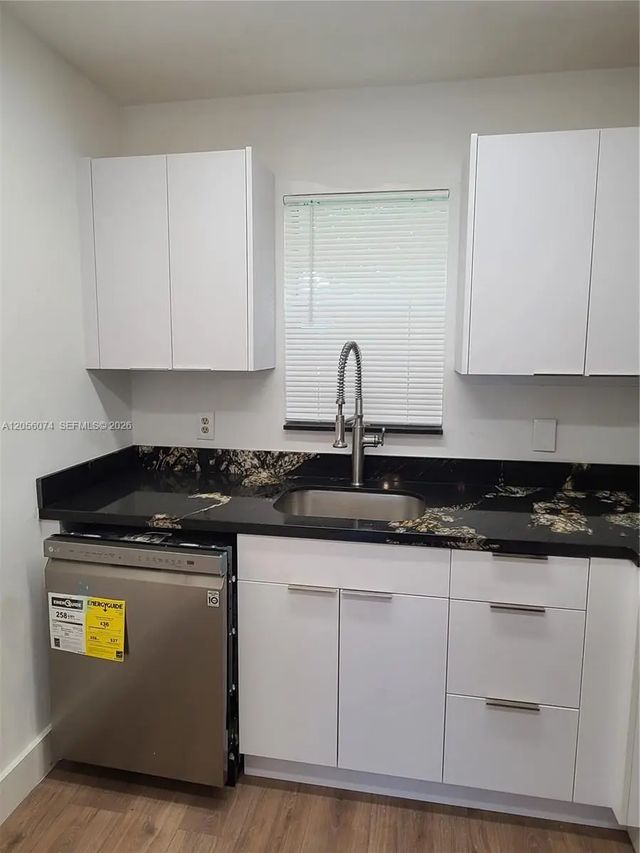 3 of 25 - 4165 Sw 67th Avenue #112b, Davie, FL