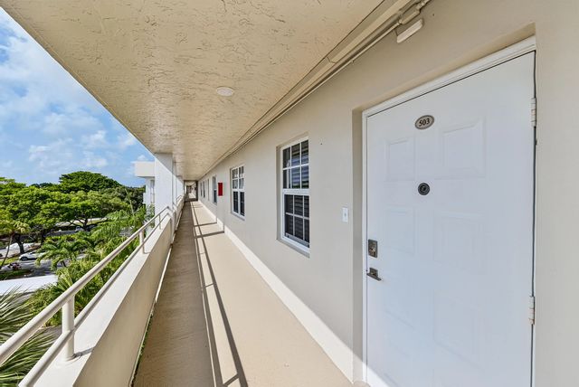 3 of 37 - 804 Cypress Boulevard #503, Pompano Beach, FL