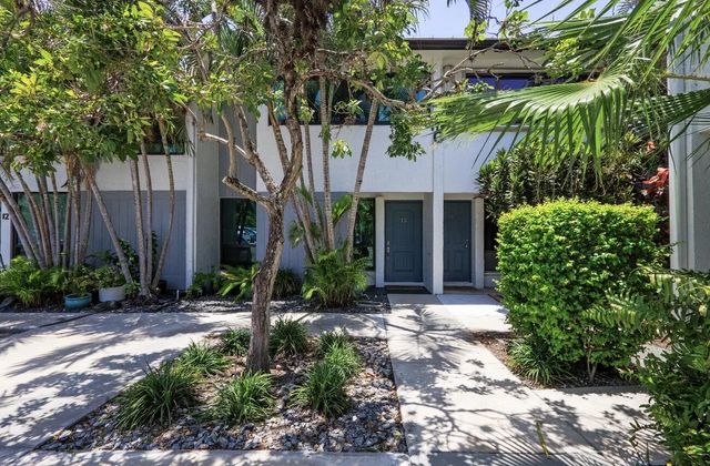 3900 Ne 18th Avenue #13c, Oakland Park