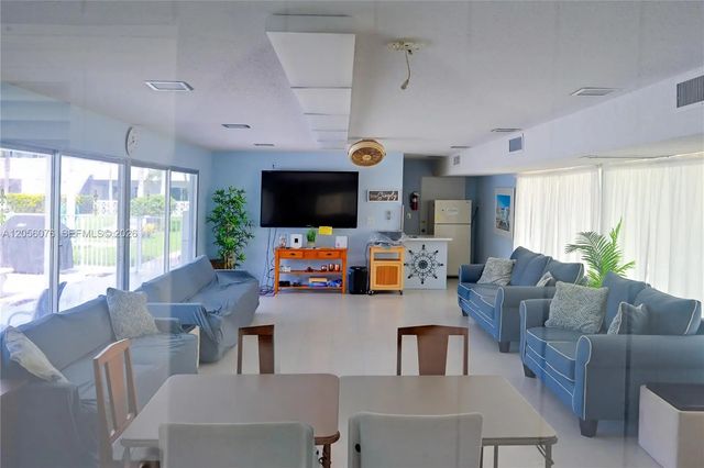 2 of 24 - 2170 Ne 51 Court #b6, Fort Lauderdale, FL